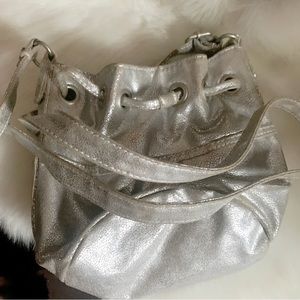 AEROPOSTALE Metallic Silver Cinch Up Crossbody Bag